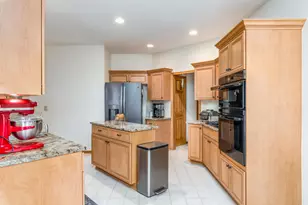 1204 Poppy Hills Dr, Blacklick, OH 43004 - Photo 11