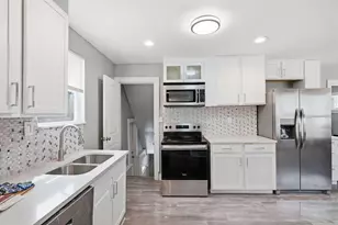 2268 Ridgeway Ave, Columbus, OH 43219 - Photo 11