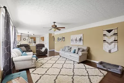 4000 Creekwood Drive, Lewis Center, OH 43035 - Photo 9