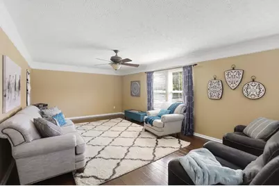 4000 Creekwood Drive, Lewis Center, OH 43035 - Photo 7