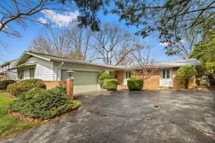 236 Weydon Rd, Worthington, OH 43085 - Photo 1