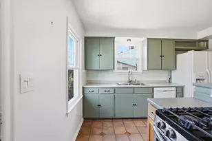 528 E Beechwold Blvd, Columbus, OH 43214 - Photo 11