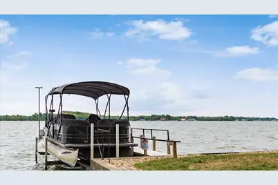 385 Lakeshore Drive W, Hebron, OH 43025 - Photo 5