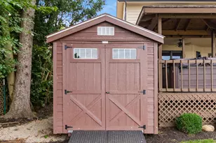 385 Lakeshore Dr W, Hebron, OH 43025 - Photo 9