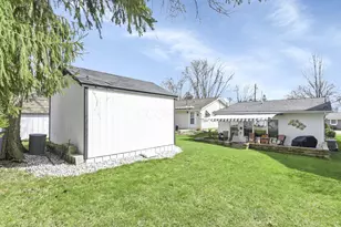 2548 Bay Vista Dr, Marblehead, OH 43440 - Photo 13