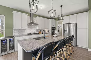 8400 Apricot Wy, Plain City, OH 43064 - Photo 5