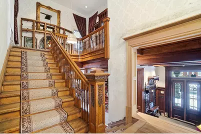 875 E Broad Street, Columbus, OH 43205 - Photo 67