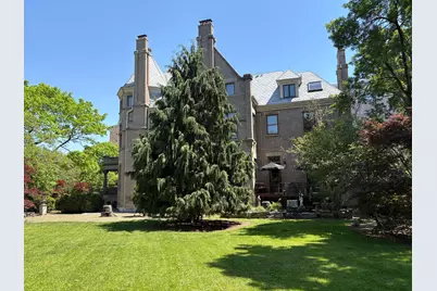 875 E Broad Street, Columbus, OH 43205 - Photo 165