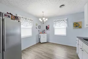 437 Madison Dr N, West Jefferson, OH 43162 - Photo 9