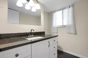 2162 Trent Rd, Columbus, OH 43229 - Photo 23