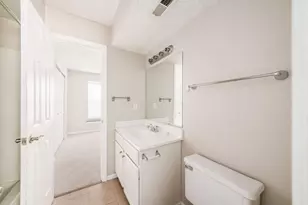 2727 Greystone Dr, Columbus, OH 43220 - Photo 17