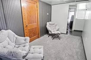 293 Elm St, Duncan Falls, OH 43734 - Photo 31