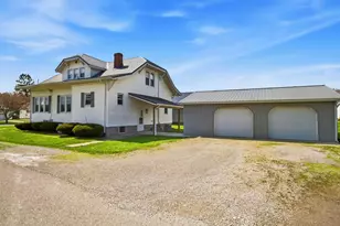 293 Elm St, Duncan Falls, OH 43734 - Photo 7