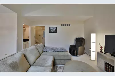 2095 Willowick Drive #C, Columbus, OH 43229 - Photo 9