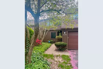 2095 Willowick Drive #C, Columbus, OH 43229 - Photo 3