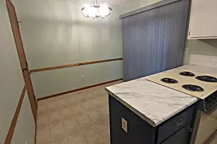 713 Michael View Ct, Columbus, OH 43085 - Photo 9