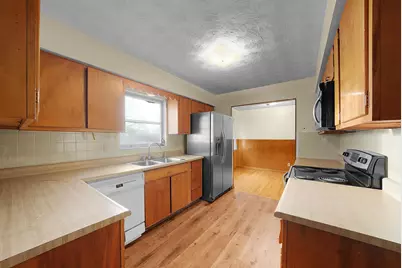 310 N Grener Avenue, Columbus, OH 43228 - Photo 9