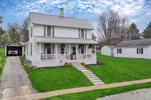 202 N Market St, Somerset, OH 43783 - Photo 3