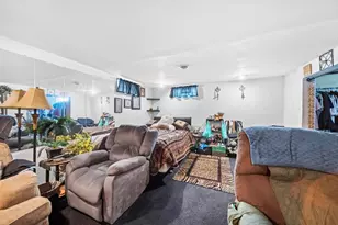 1047 E Jenkins Ave, Columbus, OH 43207 - Photo 25