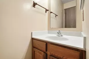 376 Galloway Ridge Dr, Galloway, OH 43119 - Photo 17