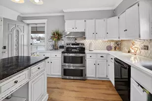 2101 W College Rd, Syracuse, OH 45779 - Photo 9