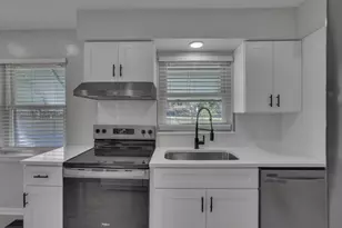 1227 E N Broadway St, Columbus, OH 43224 - Photo 9