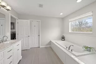 257 Wagon Trail S, Powell, OH 43065 - Photo 33