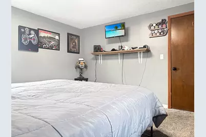 911 Miami Street, Urbana, OH 43078 - Photo 17