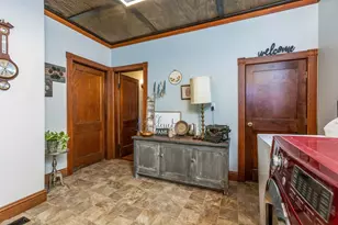 90 S Culver St, Logan, OH 43138 - Photo 23