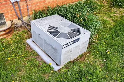 1977 Poplar Street, Obetz, OH 43207 - Photo 11