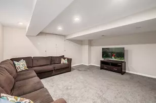 1328 Royal Oak Dr, Lewis Center, OH 43035 - Photo 29