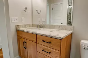 557 S Grant Ave, Columbus, OH 43206 - Photo 37