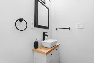 288 S Warren Ave, Columbus, OH 43204 - Photo 27