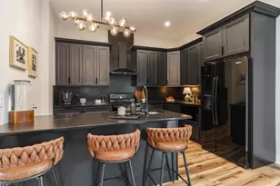 848 S Champion Ave, Columbus, OH 43206 - Photo 13