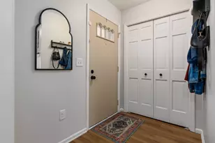 5733 N High St, Worthington, OH 43085 - Photo 5