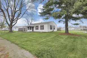 2737 Gibson Dr, Columbus, OH 43207 - Photo 3