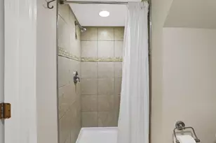 3039 Dresden St, Columbus, OH 43224 - Photo 27