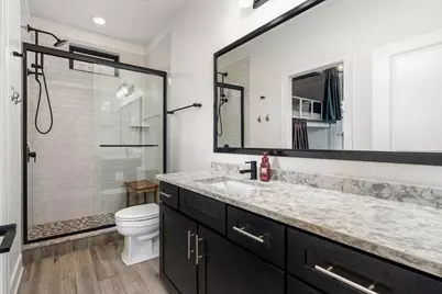 802 N 6th Street, Columbus, OH 43215 - Photo 47