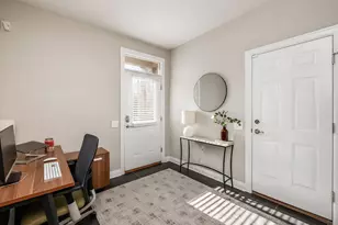 141 N 21st St, Columbus, OH 43203 - Photo 7