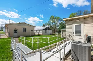 457 Half Ave, Circleville, OH 43113 - Photo 23