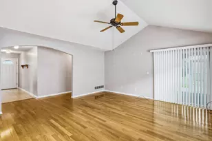 31 Berkshire Commons Dr, Westerville, OH 43082 - Photo 3