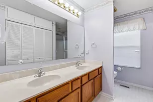 31 Berkshire Commons Dr, Westerville, OH 43082 - Photo 15