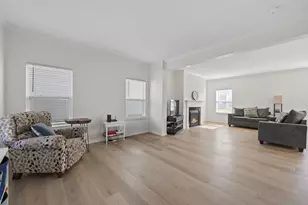 320 Rochdale Run, Delaware, OH 43015 - Photo 3