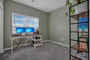 414 Quincy Cir, London, OH 43140 - Photo 17