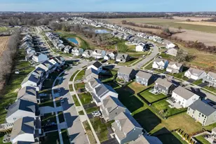 290 Olympic Loop, Commercial Point, OH 43116 - Photo 9