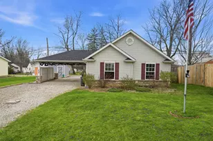 403 S Walnut St, Baltimore, OH 43105 - Photo 1