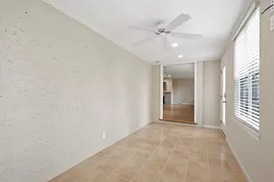 1815 Merriweather Dr, Columbus, OH 43221 - Photo 13