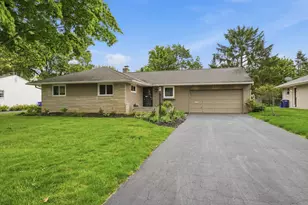 1815 Merriweather Dr, Columbus, OH 43221 - Photo 1
