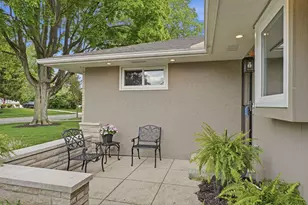 1815 Merriweather Dr, Columbus, OH 43221 - Photo 5
