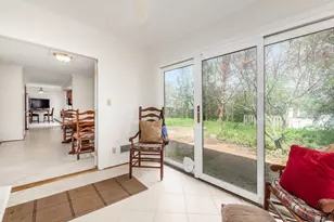 2252 Johnston Rd, Columbus, OH 43220 - Photo 23